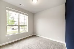 17071 Easter Lily Dr, Conroe, TX 77385 - Photo 19