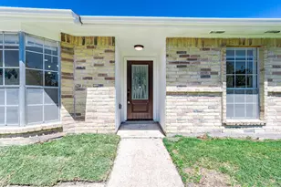 14310 Southline Rd, Sugar Land, TX 77498 - Photo 3