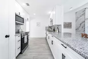 14310 Southline Rd, Sugar Land, TX 77498 - Photo 7