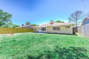 14310 Southline Rd, Sugar Land, TX 77498 - Photo 23
