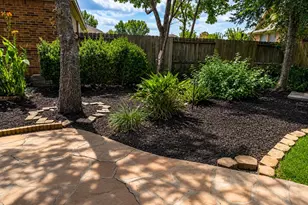 1604 N Venice Dr, Pearland, TX 77581 - Photo 13