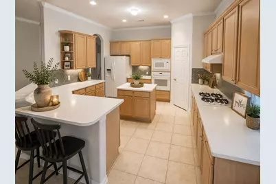 1604 N Venice Drive, Pearland, TX 77581 - Photo 3