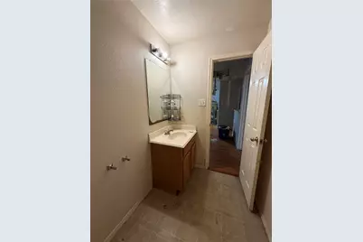 8807 Rainesville Lane, Houston, TX 77075 - Photo 9