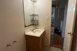 8807 Rainesville Ln, Houston, TX 77075 - Photo 9