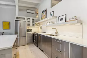 5248 Memorial Dr, Houston, TX 77007 - Photo 9