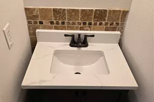 17515 Bering Bridge Ln, Humble, TX 77346 - Photo 9