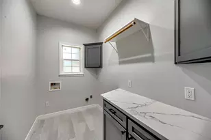 453 Southcreek Park, Livingston, TX 77351 - Photo 17