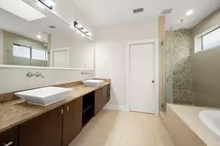 5527 Darling, Houston, TX 77007 - Photo 25