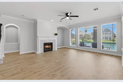 14310 Manorbier Lane, Sugar Land, TX 77498 - Photo 13