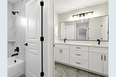 14310 Manorbier Lane, Sugar Land, TX 77498 - Photo 39