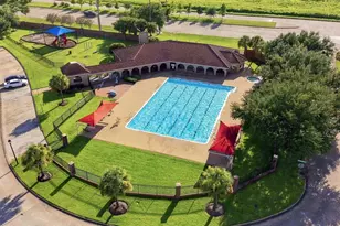 14310 Manorbier Ln, Sugar Land, TX 77498 - Photo 49