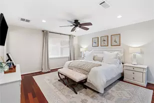 7607 Meadowglen Ln, Houston, TX 77063 - Photo 15