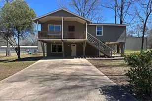 13868 Cedar Hill Dr, Montgomery, TX 77356 - Photo 1