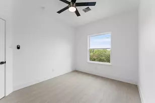 3135 Crane St A and B, Houston, TX 77026 - Photo 15