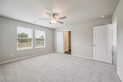 1825 Thompson St, Texas City, TX 77568 - Photo 13