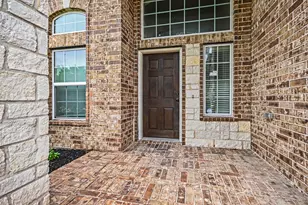 1439 Barras St, Alvin, TX 77511 - Photo 5