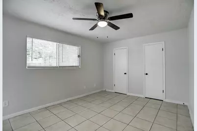 12609 Veterans Memorial Drive, Houston, TX 77014 - Photo 7