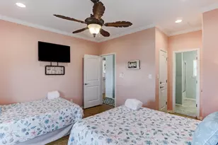 934 S Cove, Crystal Beach, TX 77650 - Photo 21