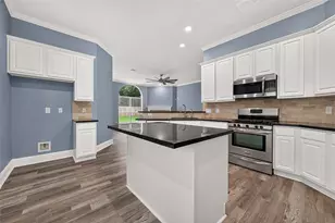 14531 Chestnut Falls Dr, Cypress, TX 77433 - Photo 17