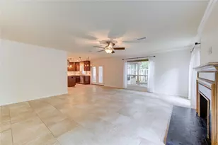 11 Thorn Berry Pl, The Woodlands, TX 77381 - Photo 23