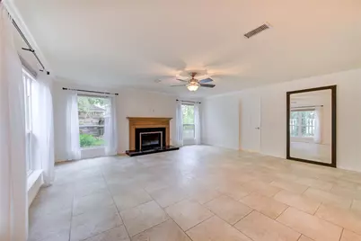 11 Thorn Berry Place, The Woodlands, TX 77381 - Photo 19