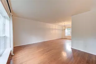 11 Thorn Berry Pl, The Woodlands, TX 77381 - Photo 7