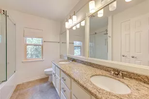 11 Thorn Berry Pl, The Woodlands, TX 77381 - Photo 39