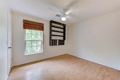 11 Thorn Berry Place, The Woodlands, TX 77381 - Photo 33
