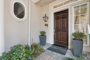 2700 Wroxton Rd, Houston, TX 77005 - Photo 3