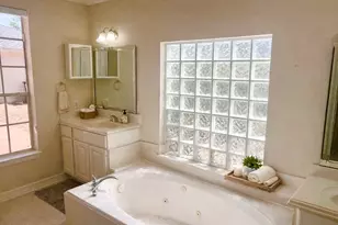 4402 Water Elm Way, Houston, TX 77059 - Photo 11