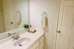 4402 Water Elm Way, Houston, TX 77059 - Photo 5