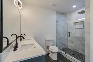 1939 Woodvine Dr, Houston, TX 77055 - Photo 25