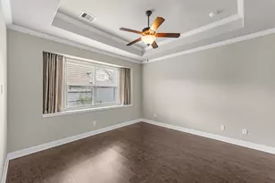 2034 Que Manor Dr, Houston, TX 77090 - Photo 13