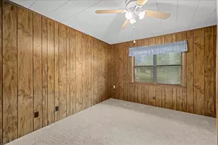 130 Elm St, Flatonia, TX 78941 - Photo 11