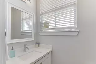 26814 Estuary Dr, Galveston, TX 77554 - Photo 9