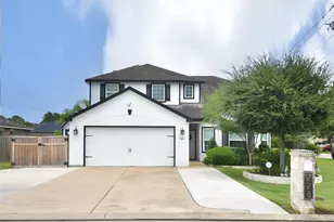 228 Taylor Cir, La Marque, TX 77568 - Photo 1