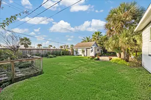 4311 Sherman Blvd, Galveston, TX 77550 - Photo 21