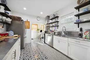 4311 Sherman Blvd, Galveston, TX 77550 - Photo 9