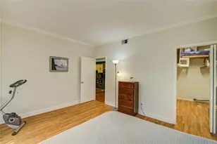 2100 Tanglewilde St, Houston, TX 77063 - Photo 13