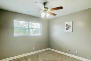 7934 Leonora St, Houston, TX 77061 - Photo 13