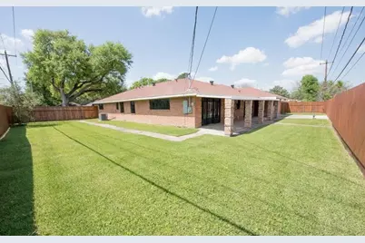 8419 Dover Street, Houston, TX 77061 - Photo 15