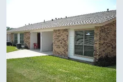 114 W 10th, Nixon, TX 78140 - Photo 1
