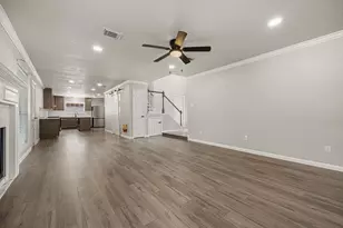 10214 Hedge Way Dr, Houston, TX 77065 - Photo 9