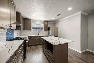 10214 Hedge Way Drive, Houston, TX 77065 - Photo 13
