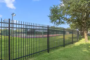 10214 Hedge Way Dr, Houston, TX 77065 - Photo 45