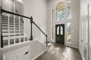 10214 Hedge Way Dr, Houston, TX 77065 - Photo 5