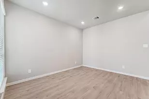 2803 Clapbread Ln, Rosenberg, TX 77471 - Photo 5