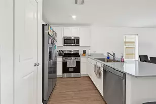 2112 Hyde Acres St, League City, TX 77573 - Photo 5