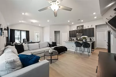 15331 Oakheath Colony Lane, Houston, TX 77044 - Photo 7