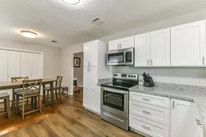 9902 Wren Street, La Porte, TX 77571 - Photo 7